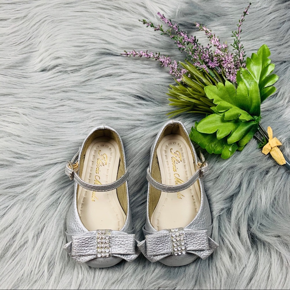 Baby girl silver dress shoes
